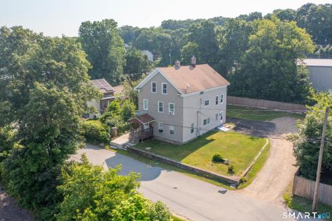 27 Railroad Street Putnam CT 06260