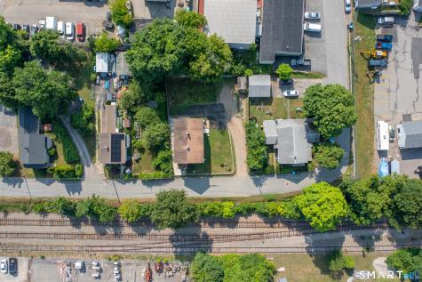 27 Railroad Street Putnam CT 06260