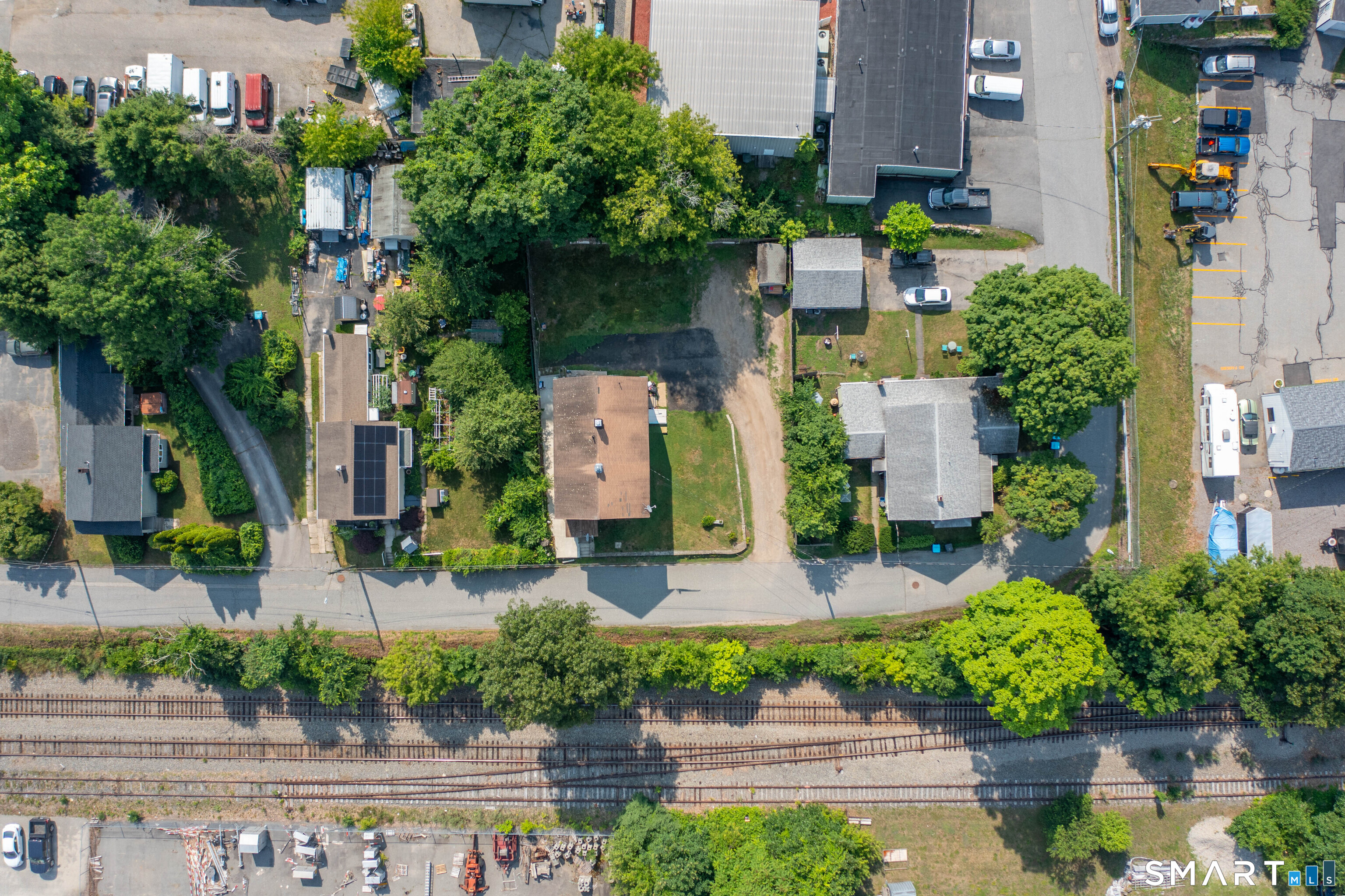 27 Railroad Street Putnam CT 06260
