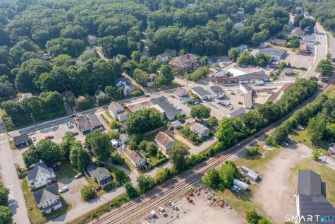 27 Railroad Street Putnam CT 06260