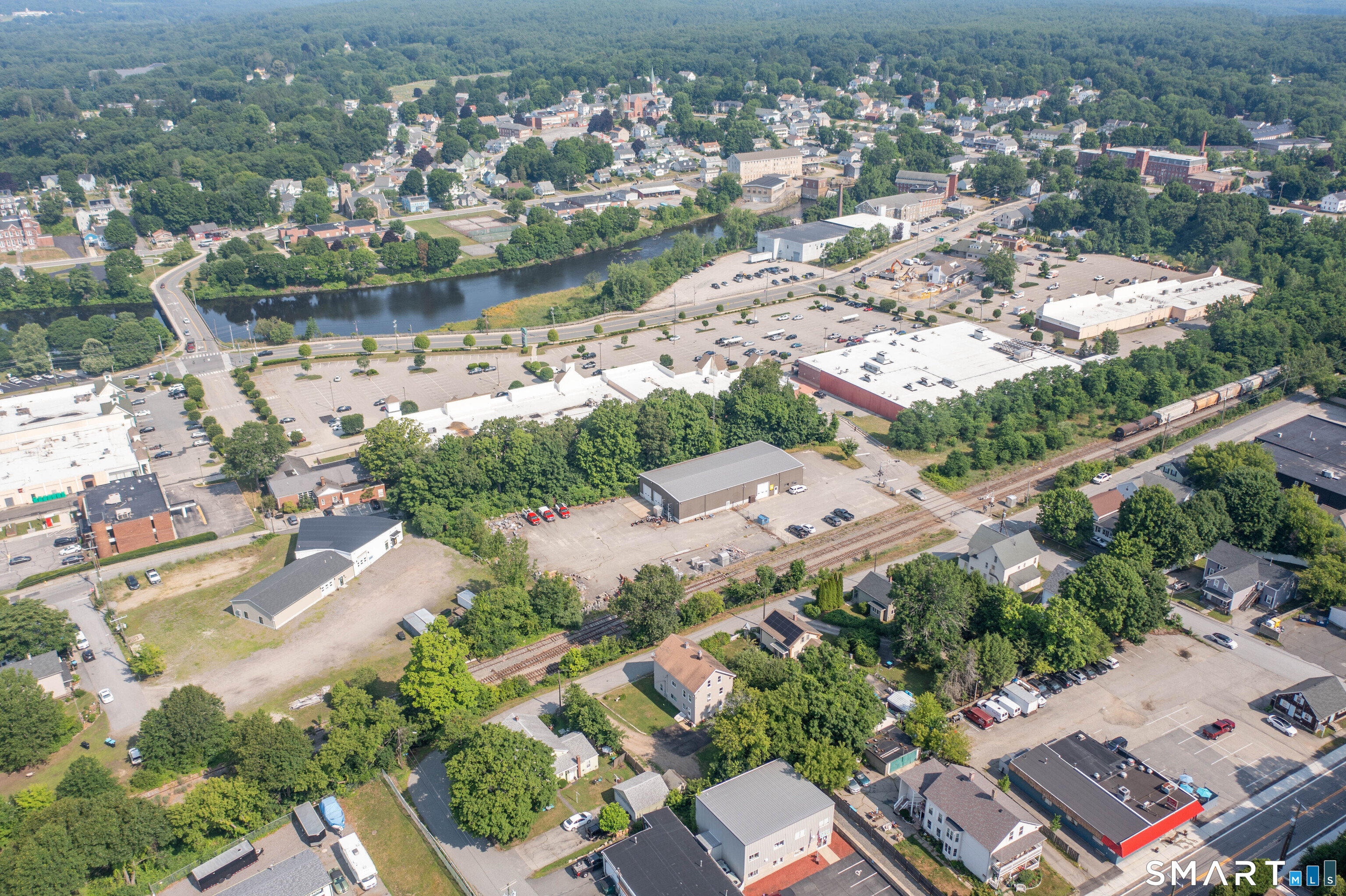 27 Railroad Street Putnam CT 06260