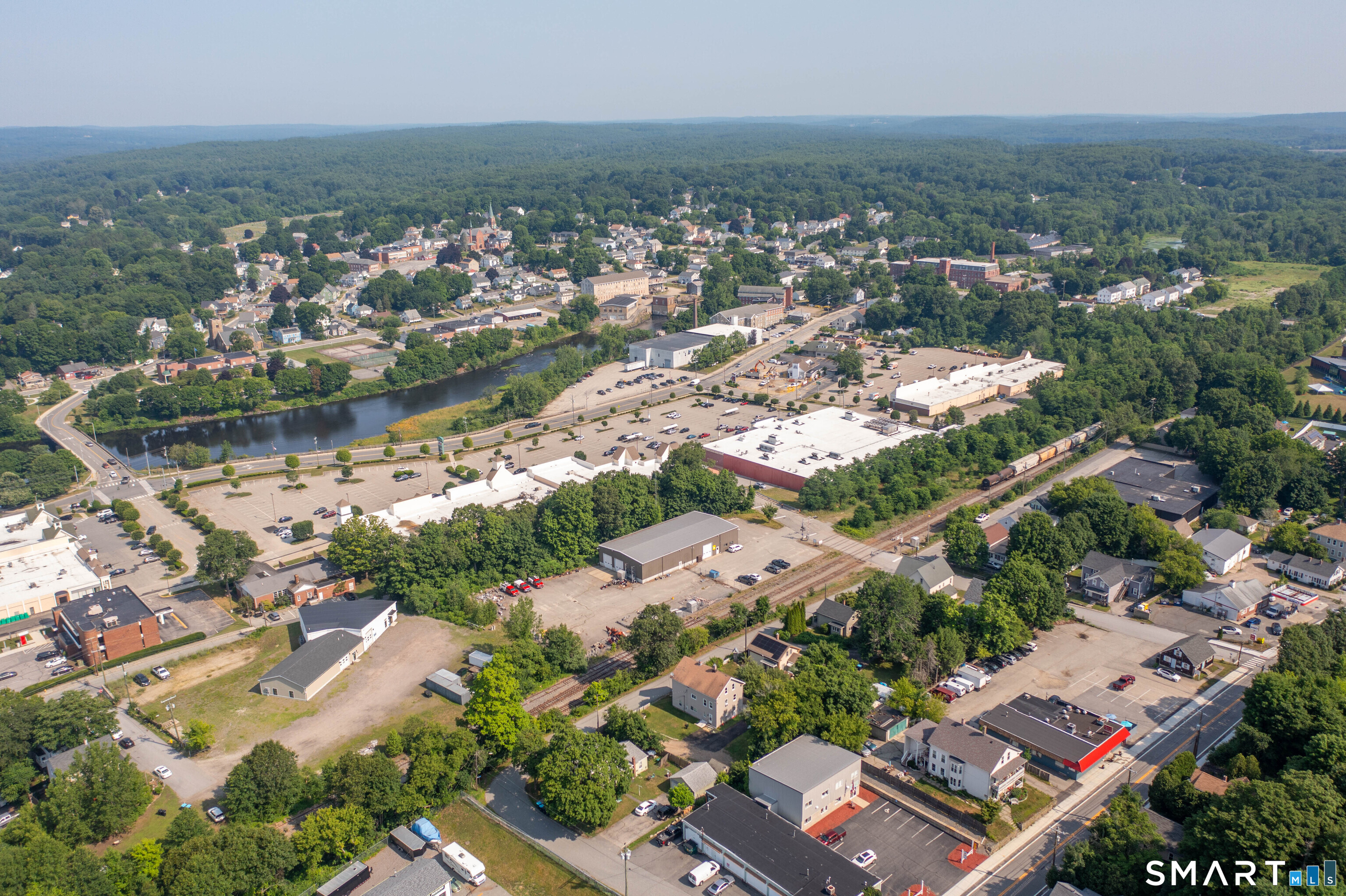 27 Railroad Street Putnam CT 06260