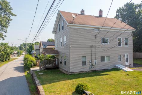 27 Railroad Street Putnam CT 06260