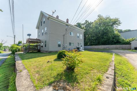 27 Railroad Street Putnam CT 06260