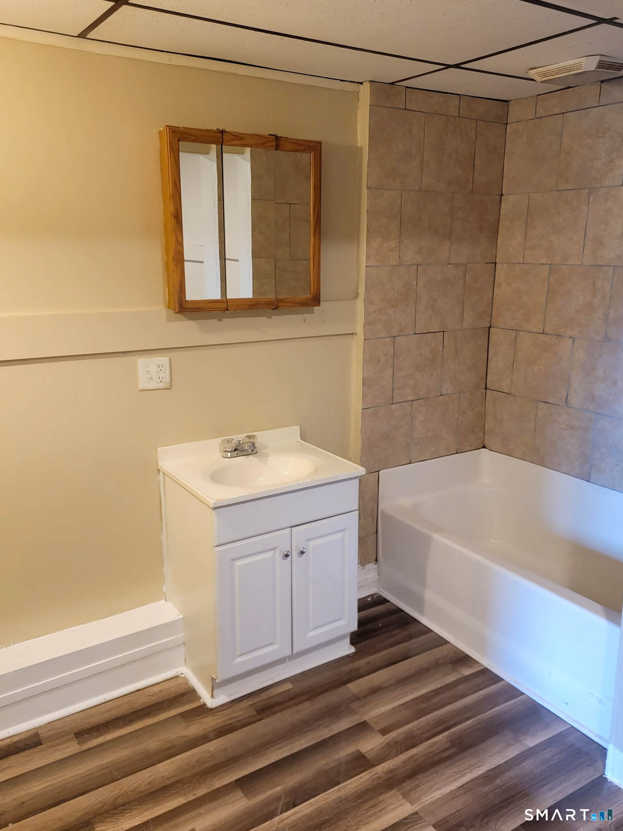 27 Railroad Street Putnam CT 06260
