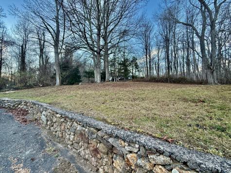 226 West High Street East Hampton CT 06424