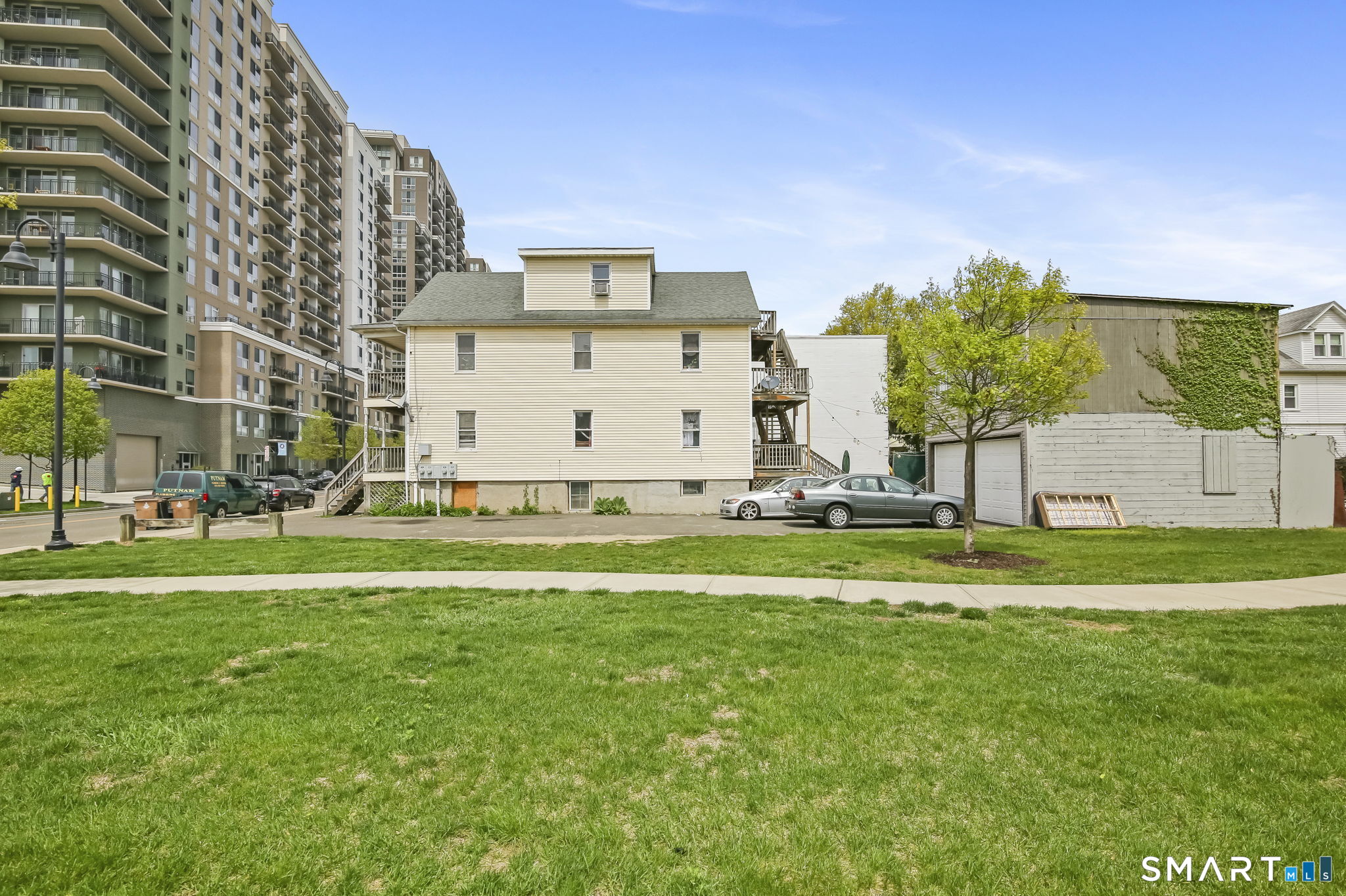62 Dyke Lane Stamford CT 06902