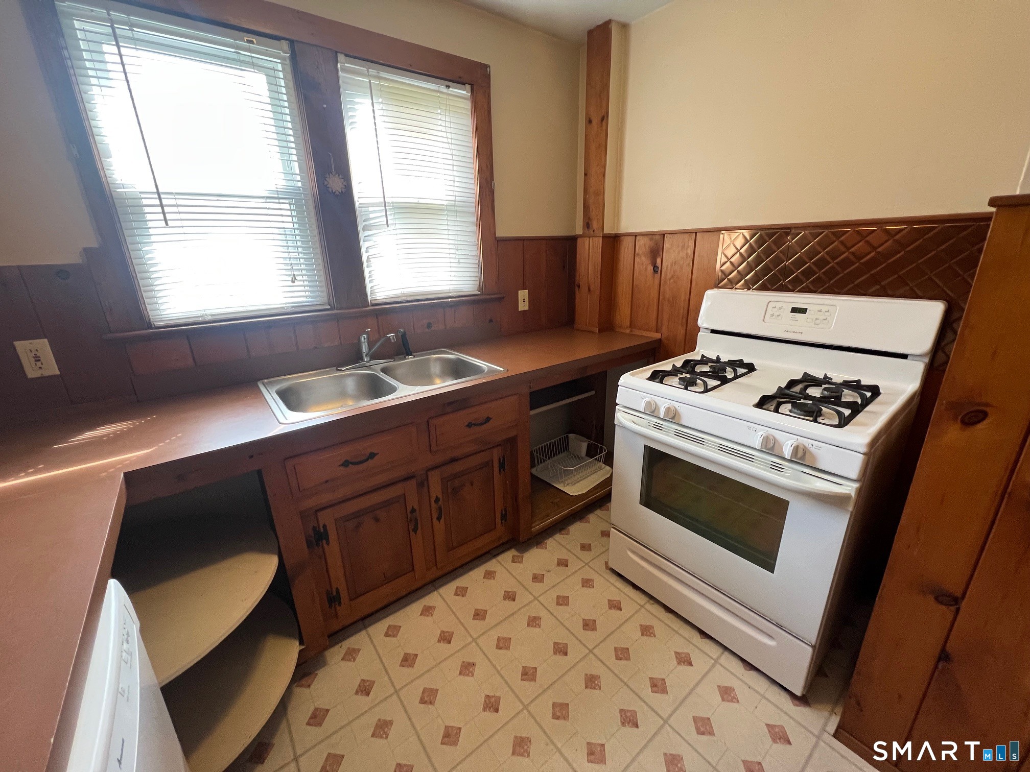 7 Babcock Street Stonington CT 06379