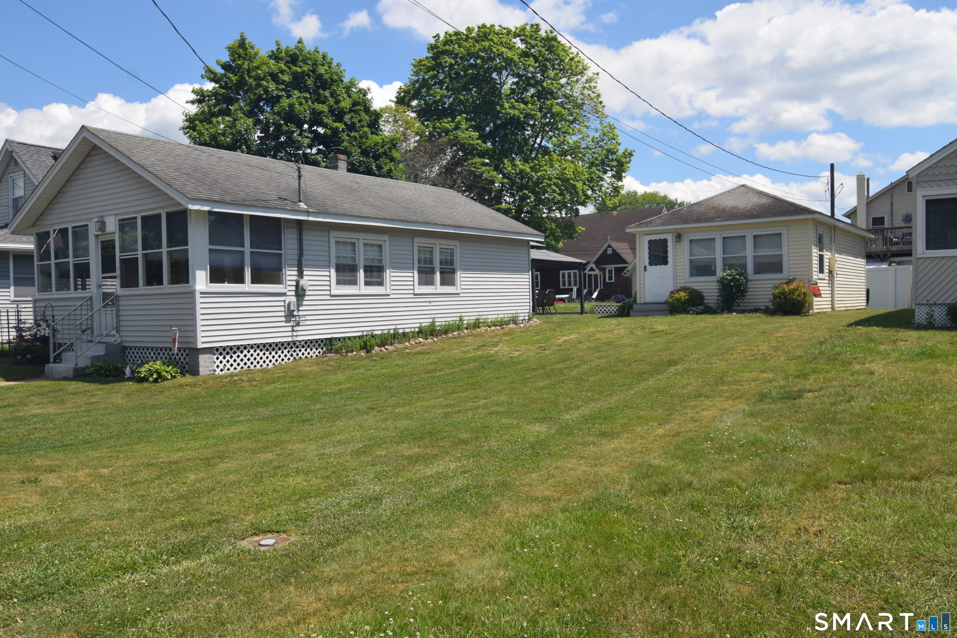 10 Hartford Avenue Old Lyme CT 06371