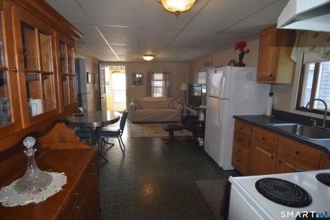 10 Hartford Avenue Old Lyme CT 06371
