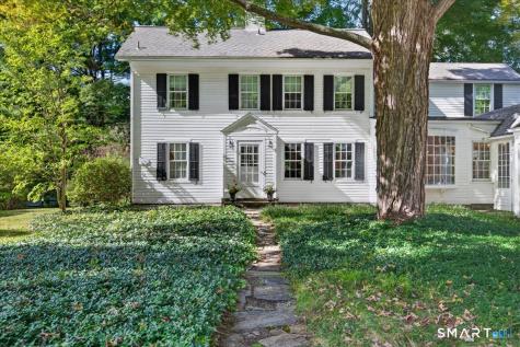 9 Ingham Hill Road Essex CT 06426