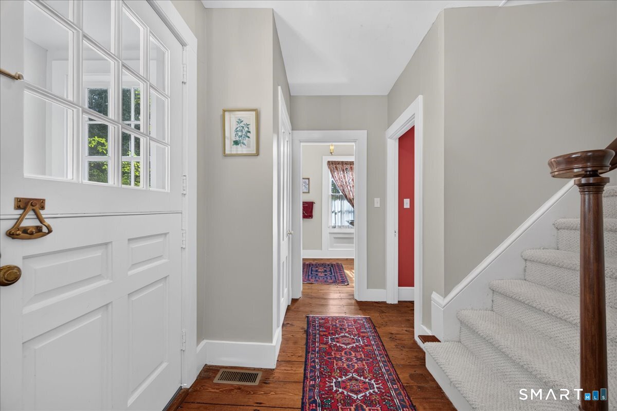 9 Ingham Hill Road Essex CT 06426
