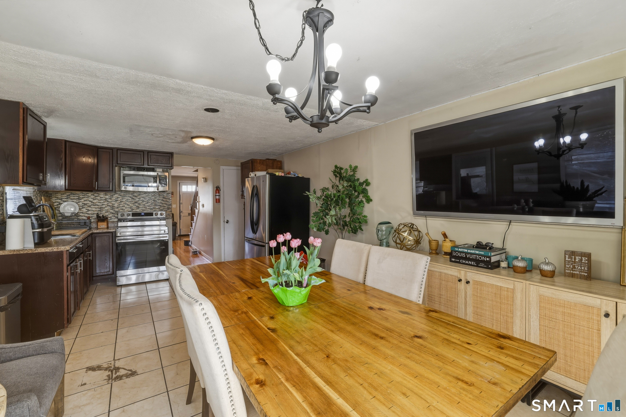 30 Lyndale Street Manchester CT 06040