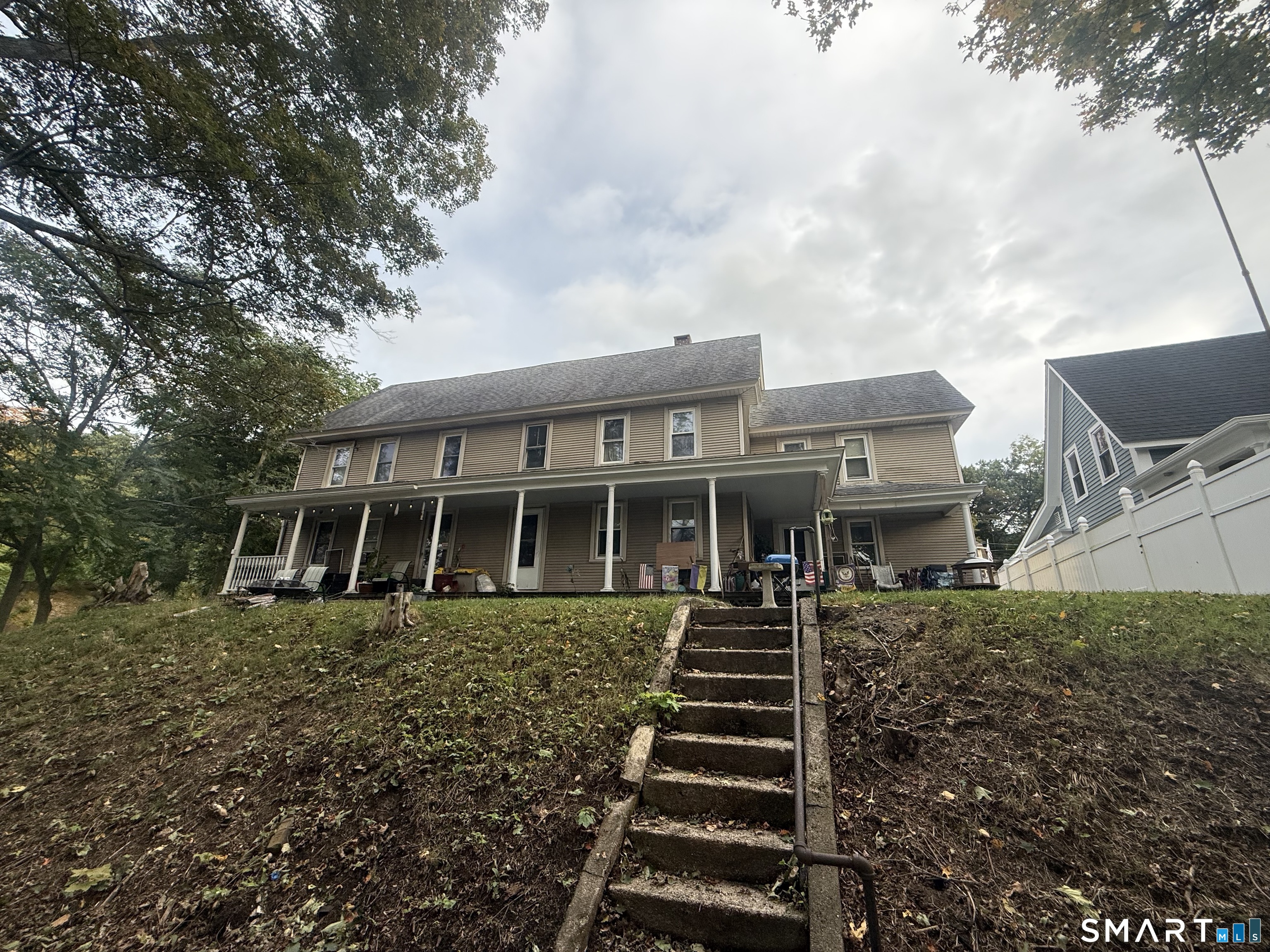 291-293 School Street Putnam CT 06260