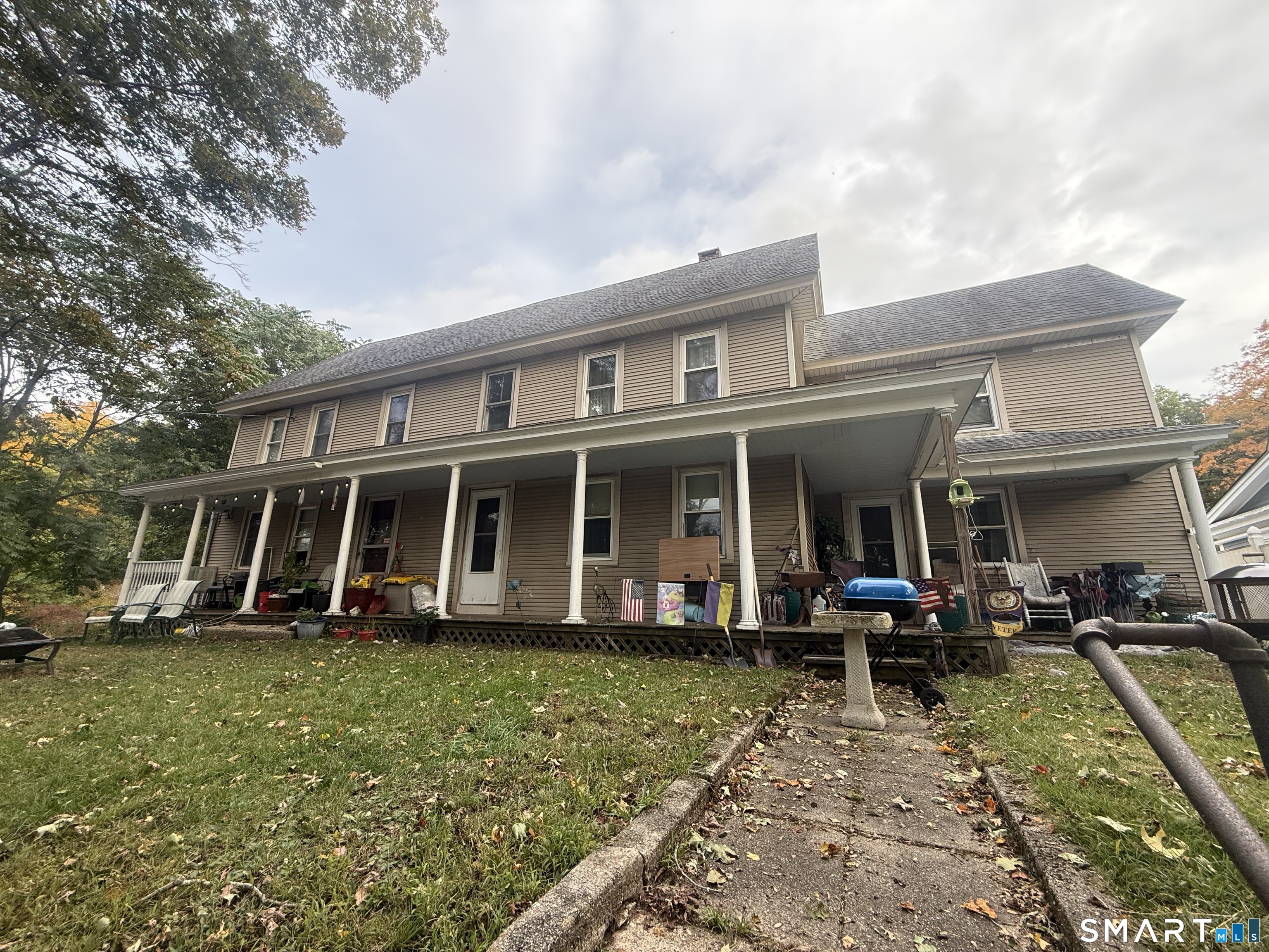 291-293 School Street Putnam CT 06260
