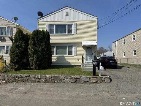 403-405 Indian Avenue Bridgeport CT 06606