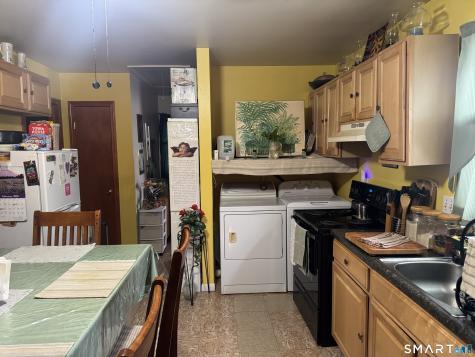 403-405 Indian Avenue Bridgeport CT 06606