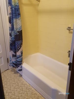 63 Sea Street New Haven CT 06519