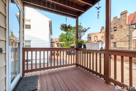 32 Hackett North Circle Stamford CT 06906