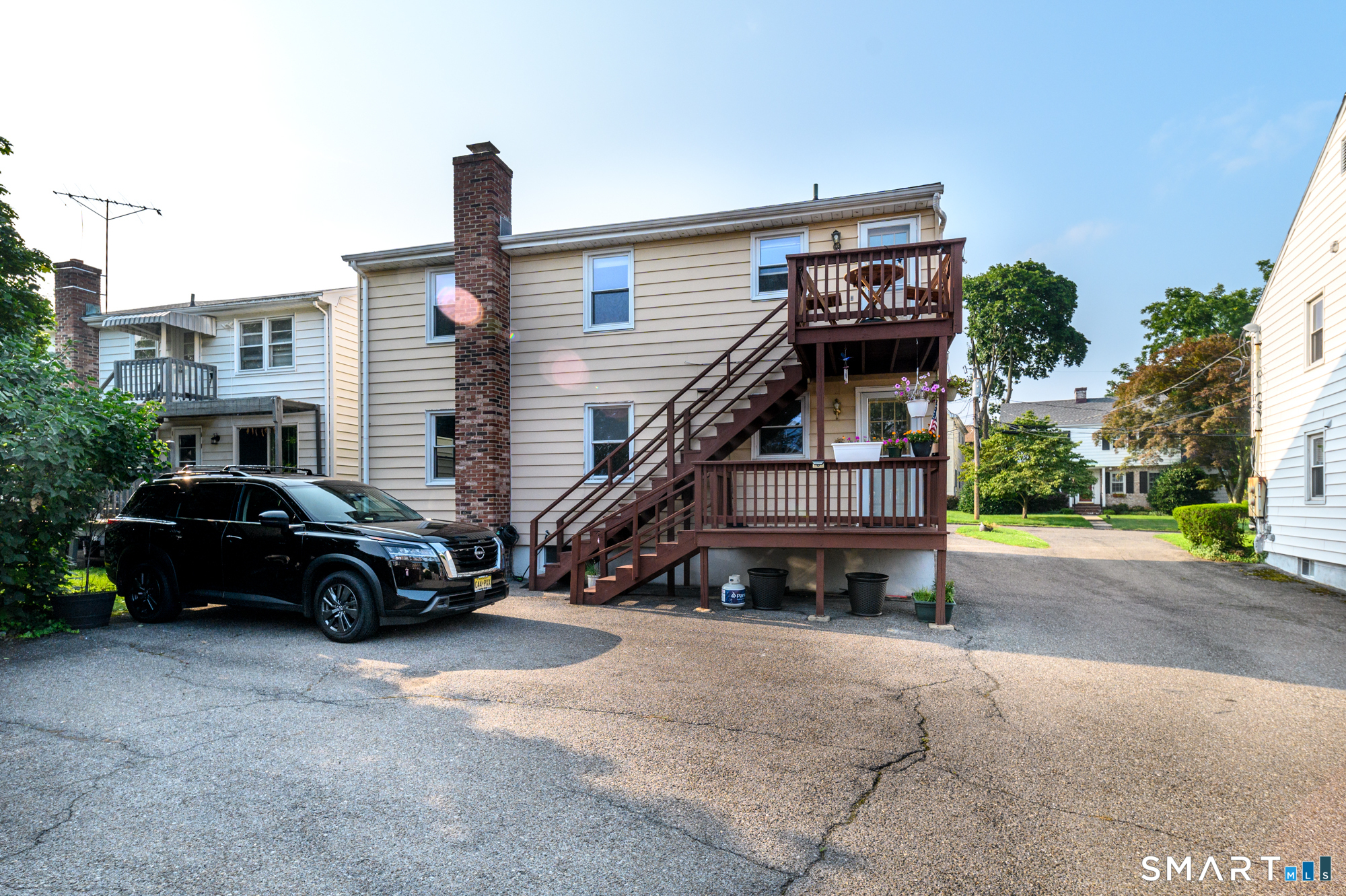 32 Hackett North Circle Stamford CT 06906