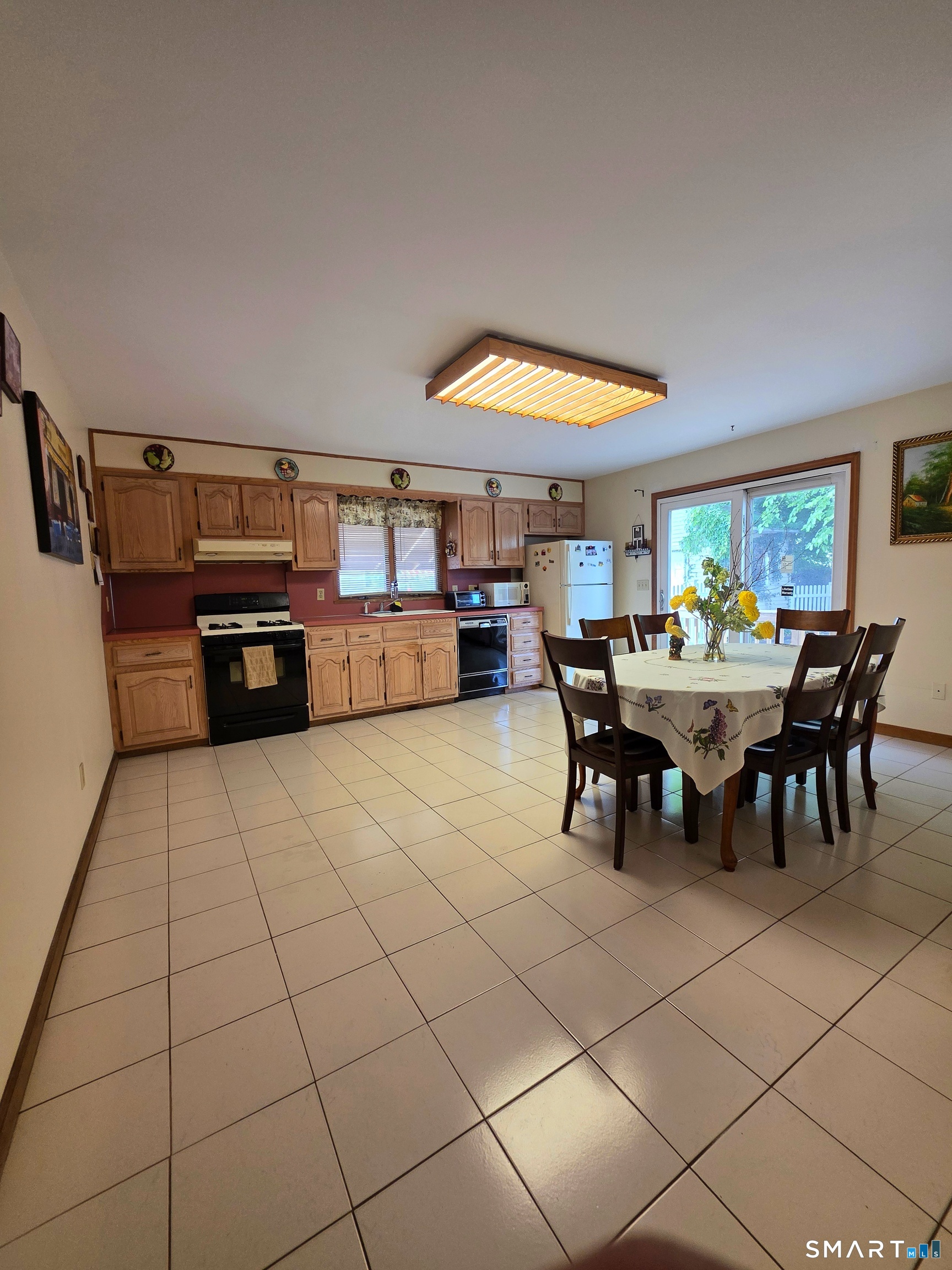 37 Waterbury Avenue Stamford CT 06902