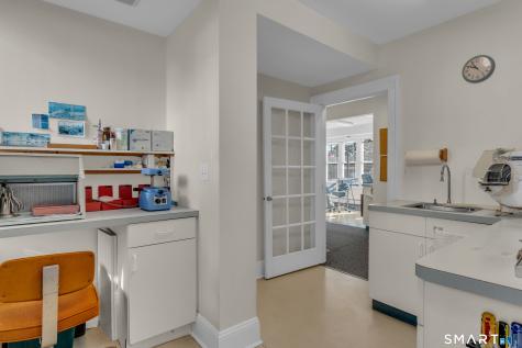53 Montowese Street Branford CT 06405