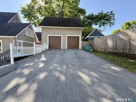 25-27 Farrows Street Putnam CT 06260