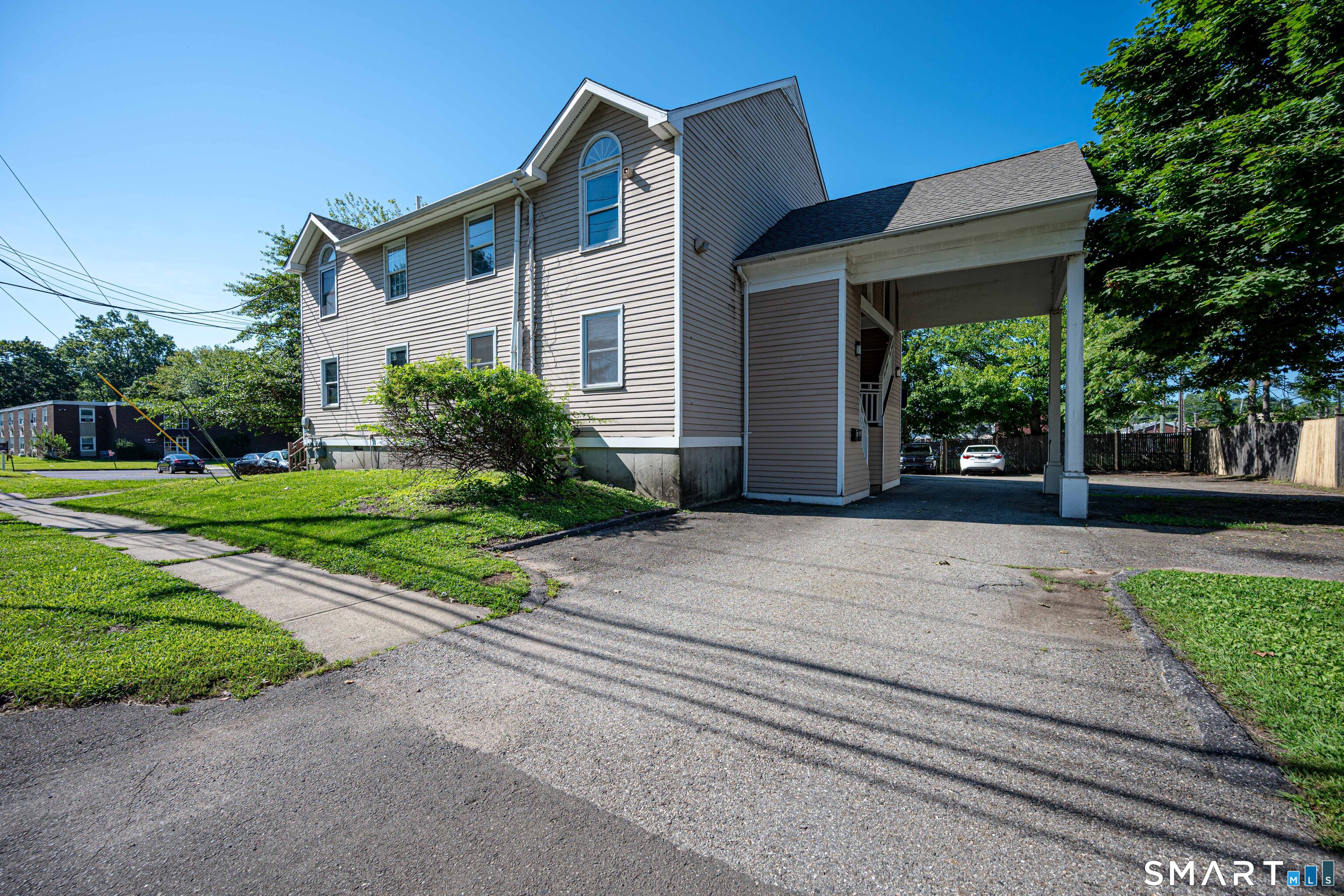 158 Bull Hill Lane West Haven CT 06516