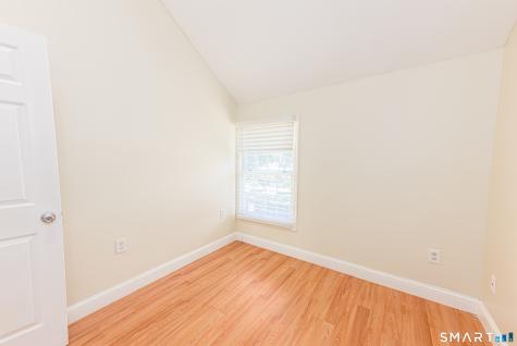 158 Bull Hill Lane West Haven CT 06516