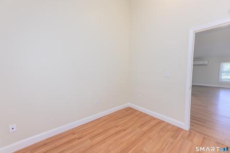 158 Bull Hill Lane West Haven CT 06516