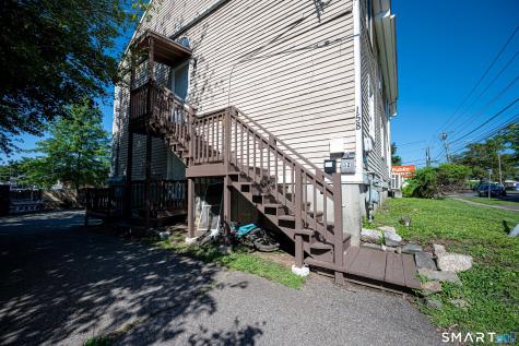 158 Bull Hill Lane West Haven CT 06516