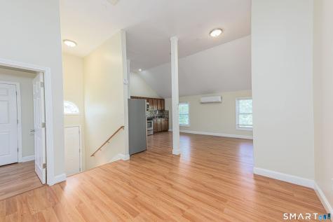158 Bull Hill Lane West Haven CT 06516