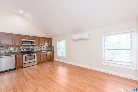 158 Bull Hill Lane West Haven CT 06516