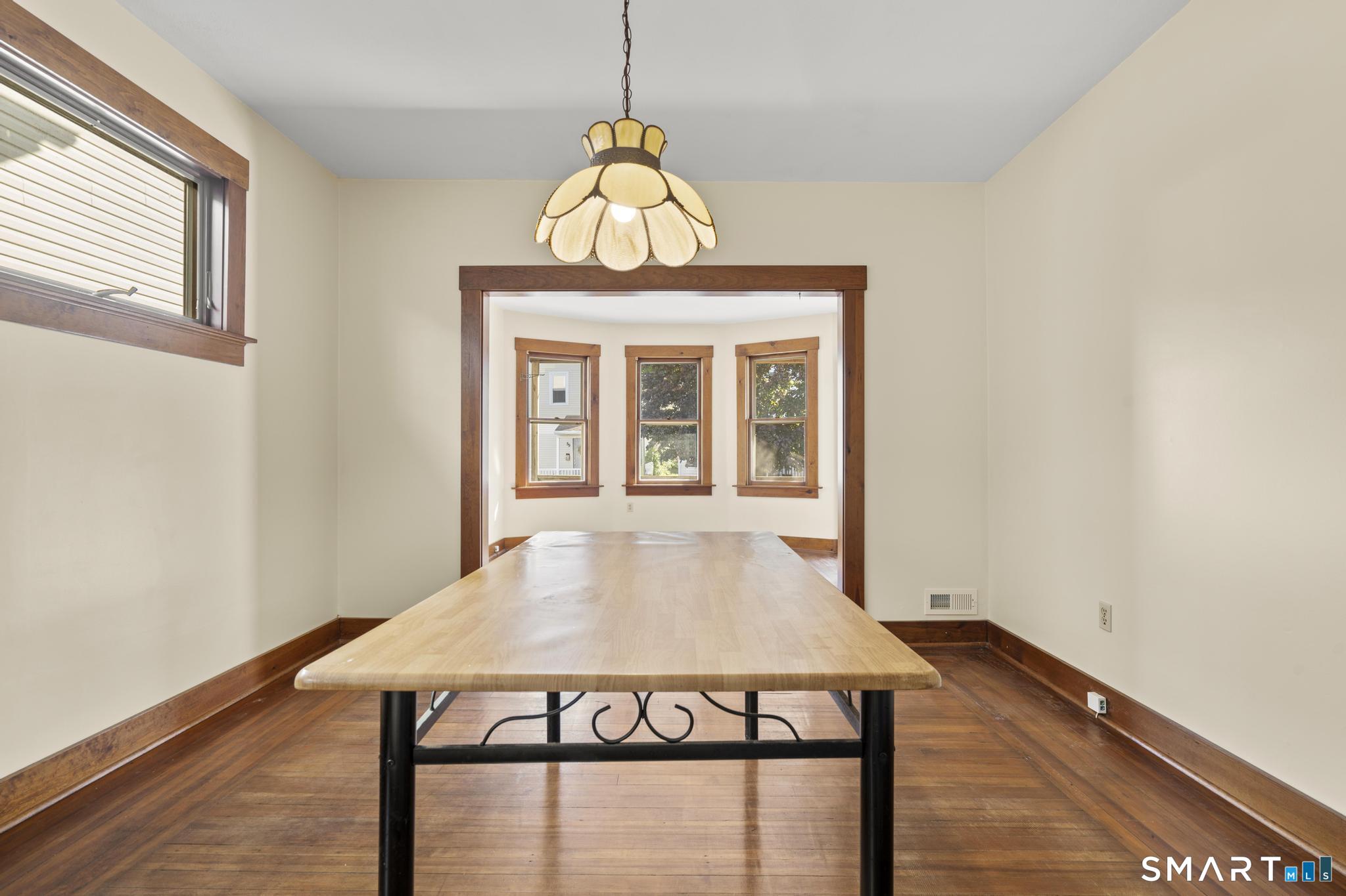 54 East Avenue West Haven CT 06516