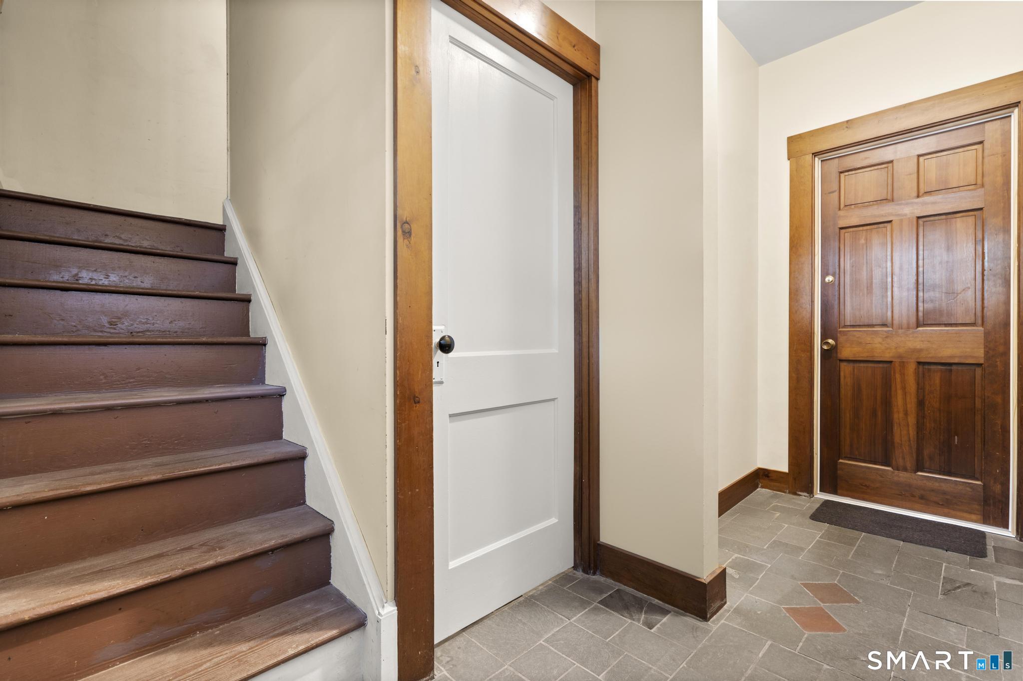 54 East Avenue West Haven CT 06516