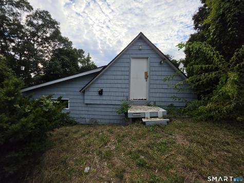 1203 Poquonnock Road Groton CT 06340
