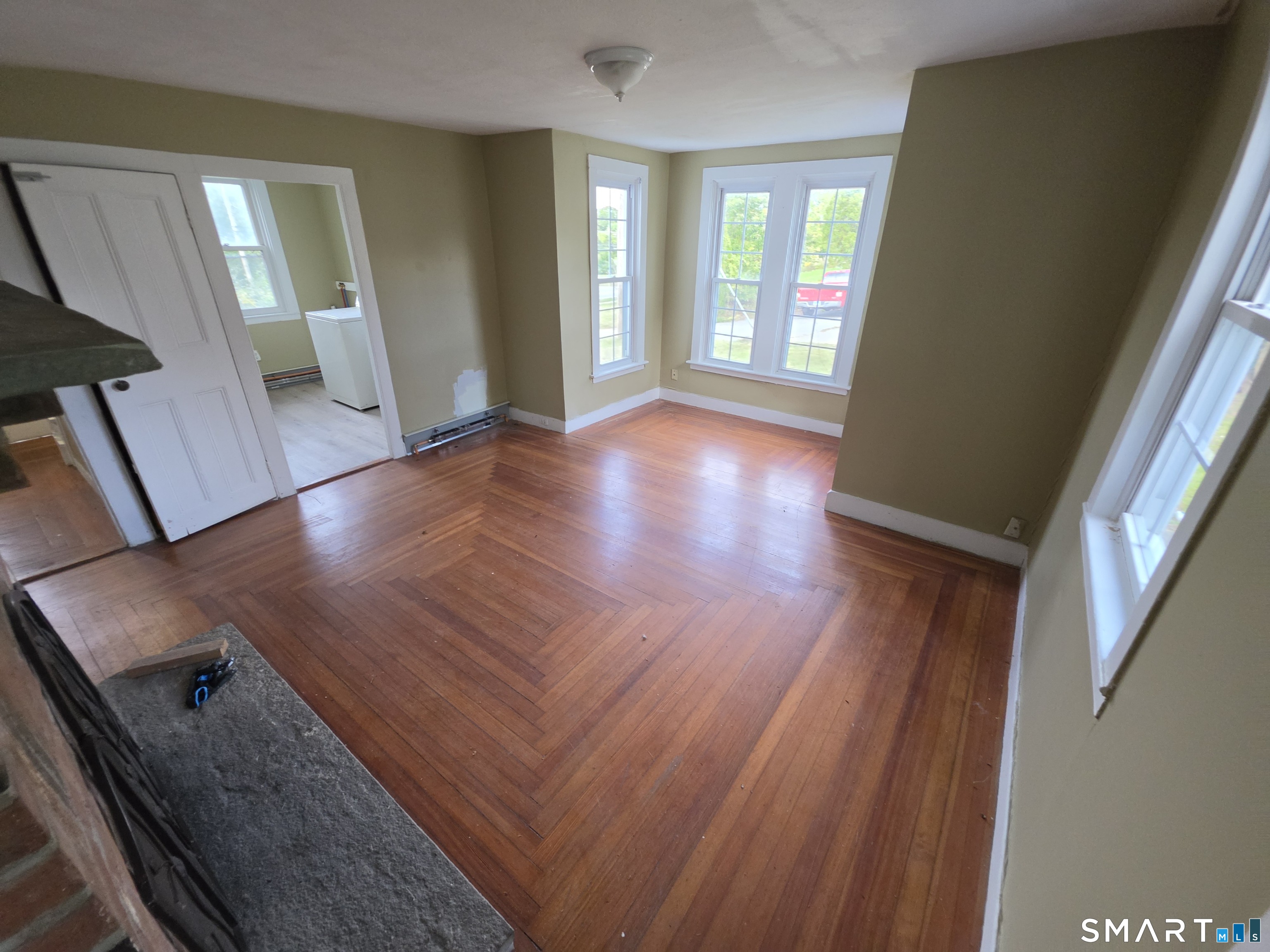 1203 Poquonnock Road Groton CT 06340