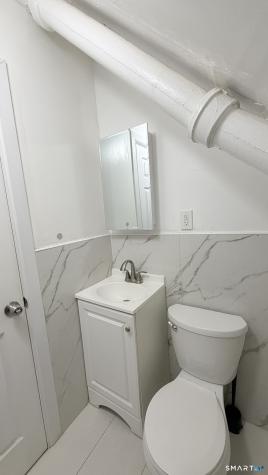 464-466 Hollister Avenue Bridgeport CT 06607
