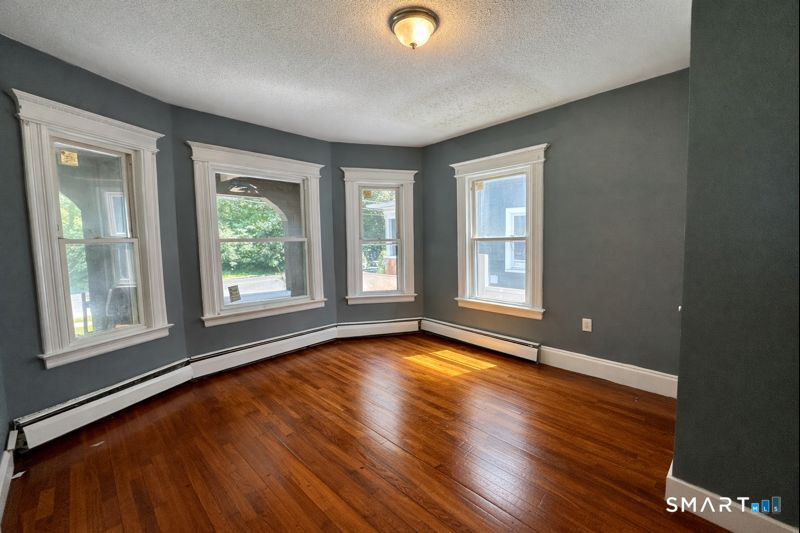 207 Greenfield Street Hartford CT 06112