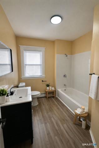 207 Greenfield Street Hartford CT 06112