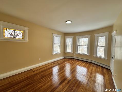 207 Greenfield Street Hartford CT 06112