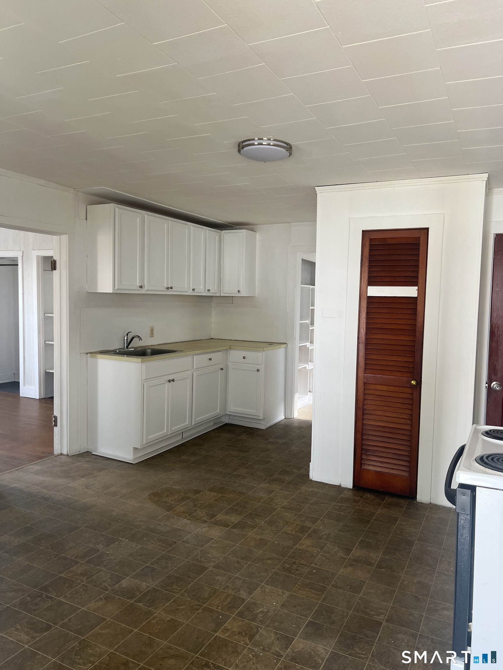 48-50 Battey Street Putnam CT 06260