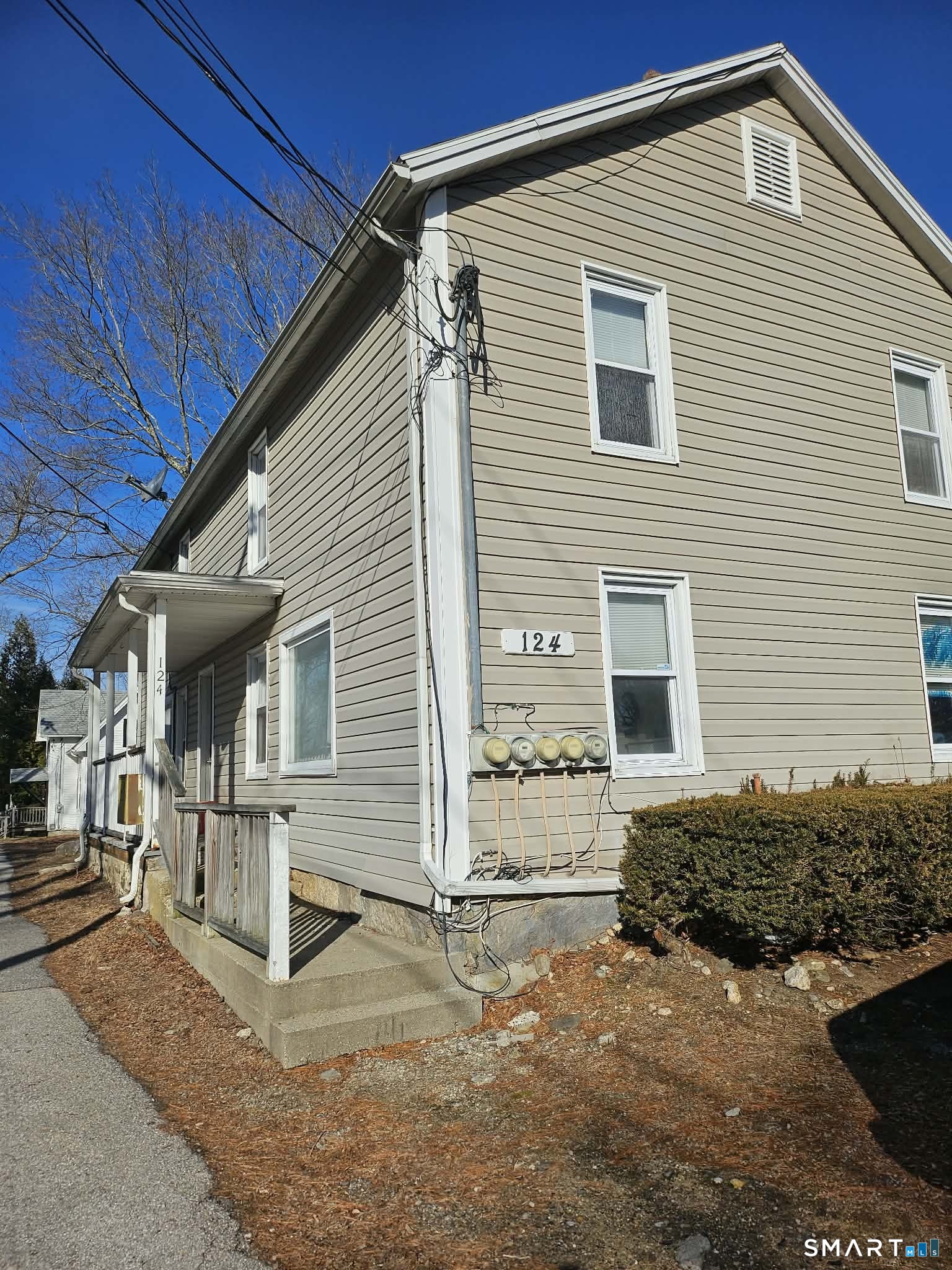124 Hammond Court Colchester CT 06415