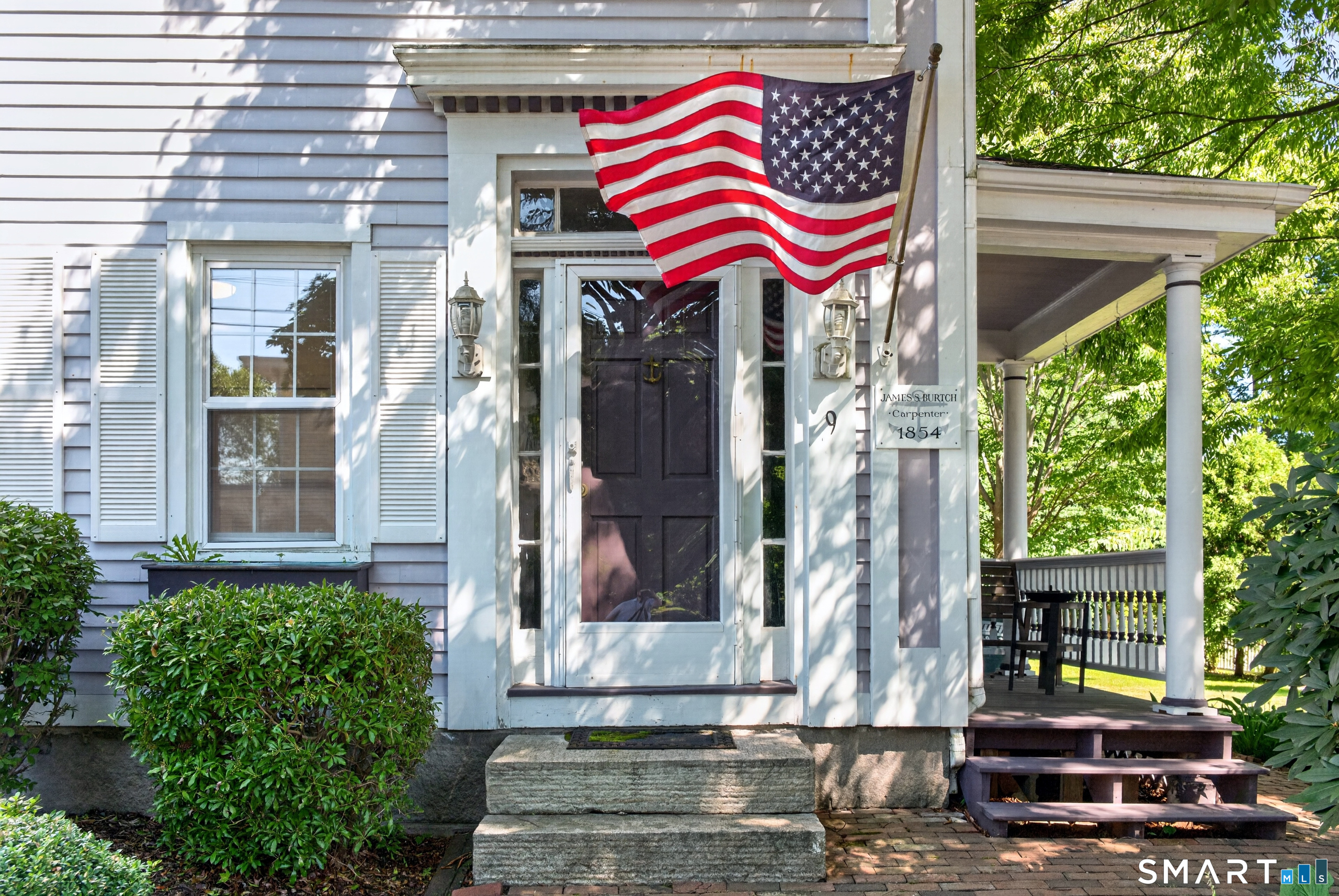 9 Broadway Avenue Stonington CT 06355