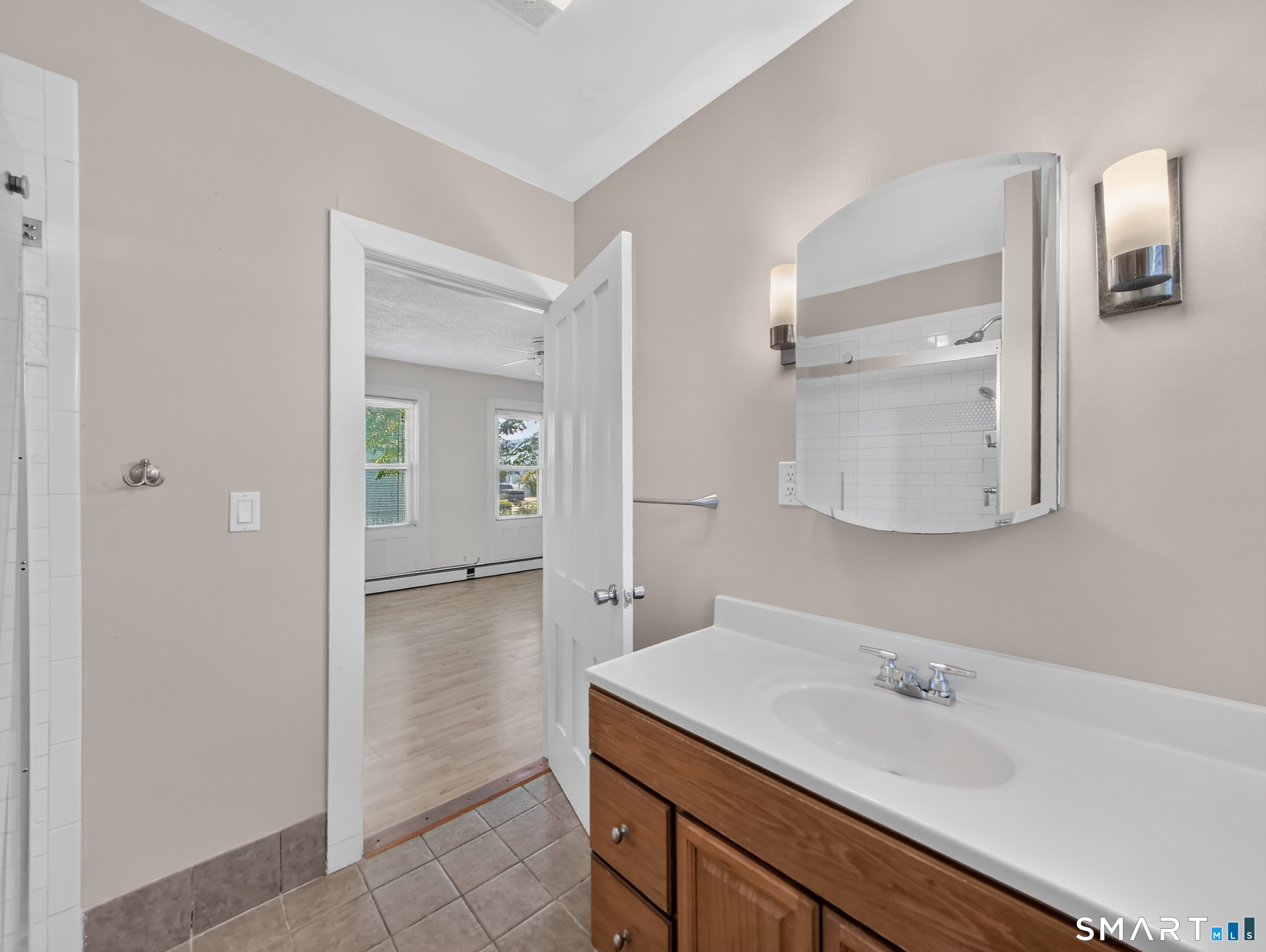 9 Broadway Avenue Stonington CT 06355