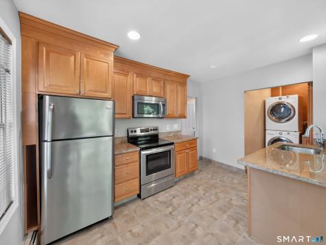 9 Broadway Avenue Stonington CT 06355