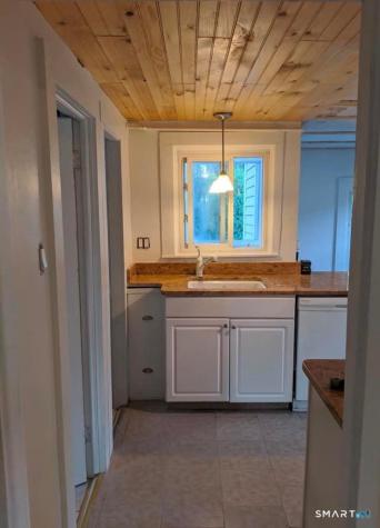 9 Broadway Avenue Stonington CT 06355