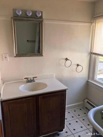 9 Broadway Avenue Stonington CT 06355
