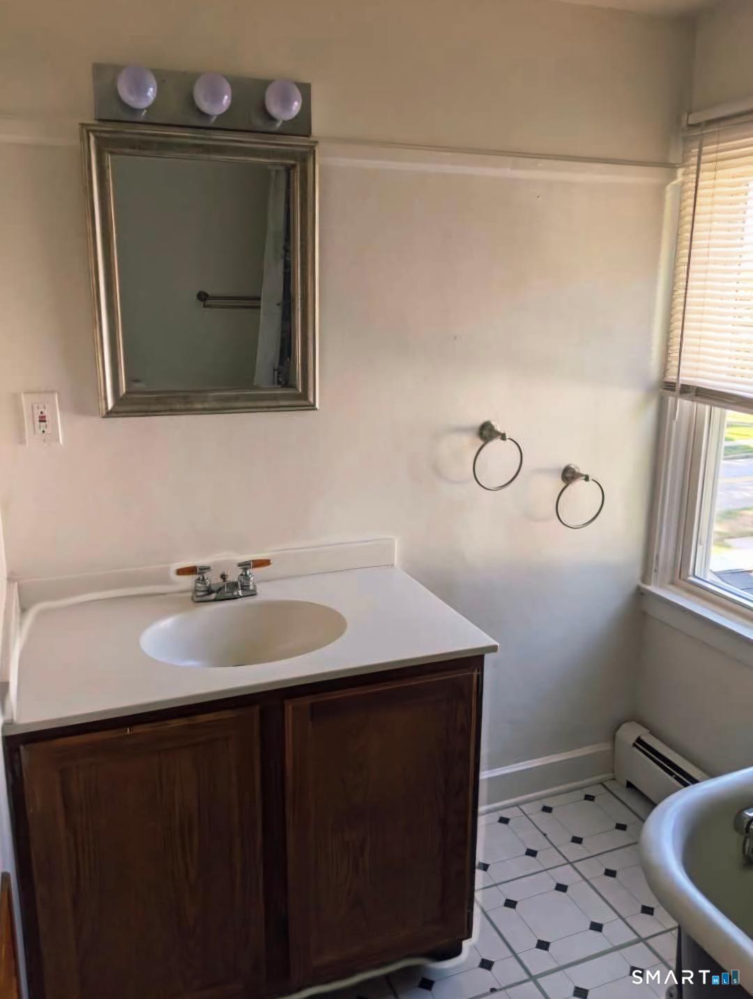 9 Broadway Avenue Stonington CT 06355