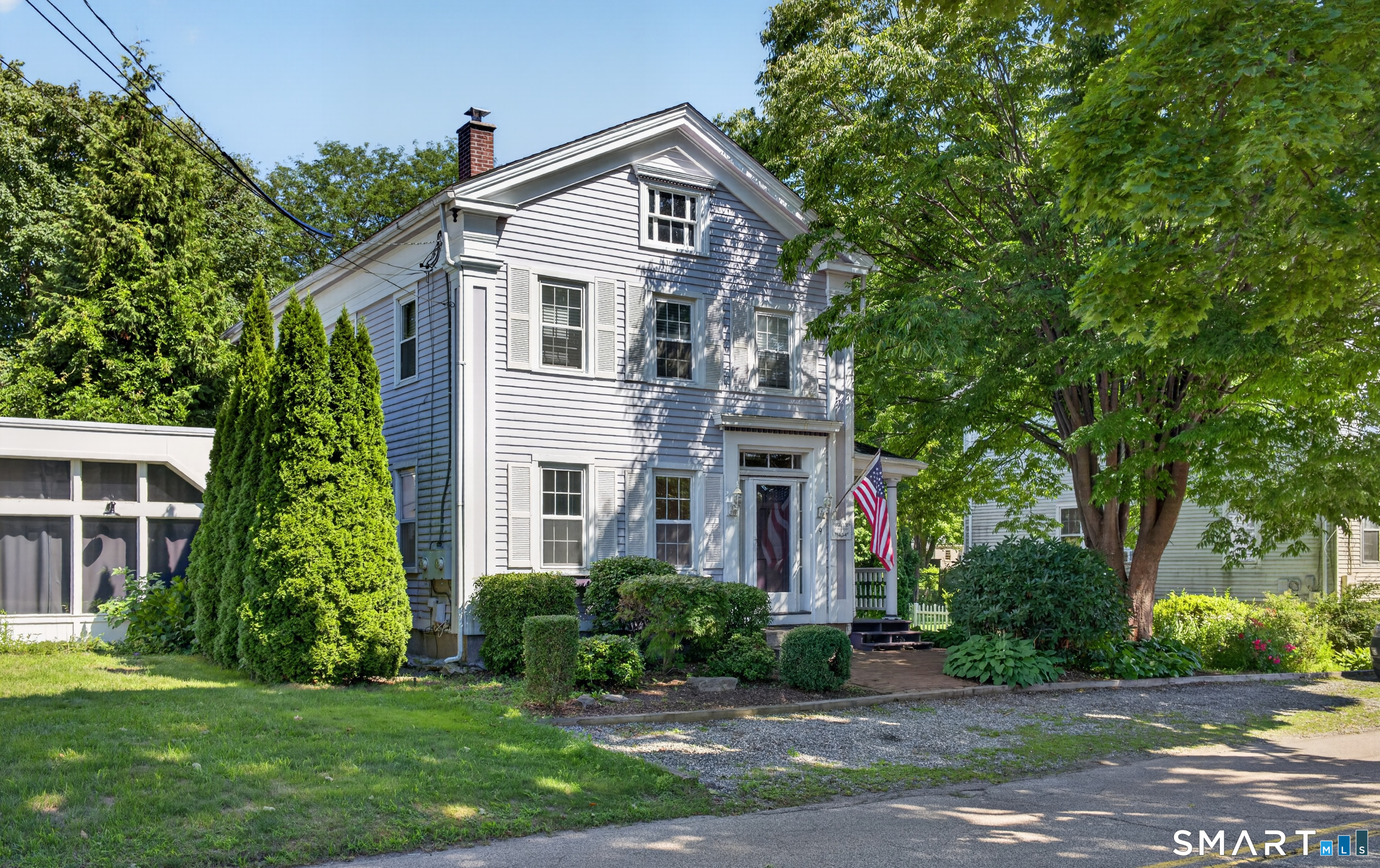 9 Broadway Avenue Stonington CT 06355